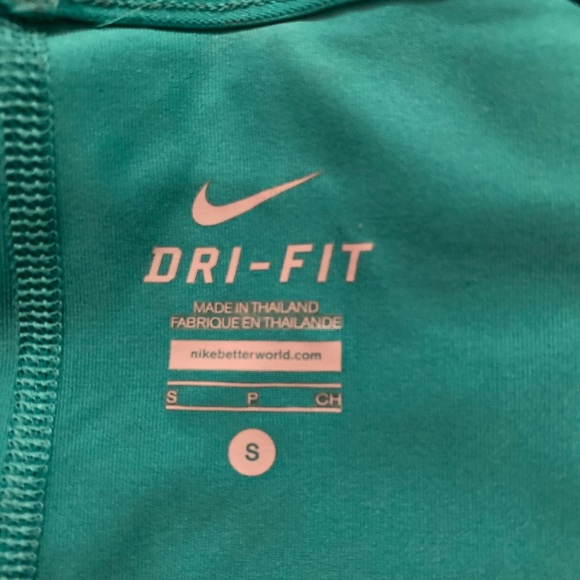 Nike Dri Fit Shorts - Picture 4 of 4